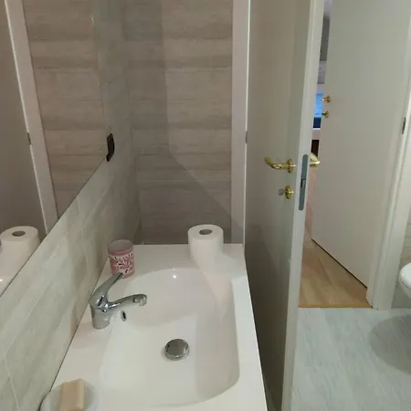 Quarto em Acomodações Particulares Mo&vi - Adiacente Formula 1 Monza *