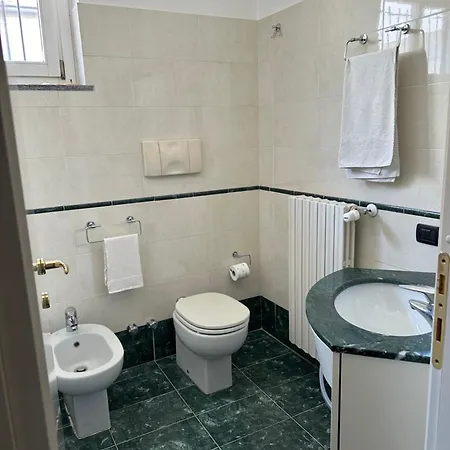 Quarto em Acomodações Particulares Mo&vi - Adiacente Formula 1 Monza Biassono