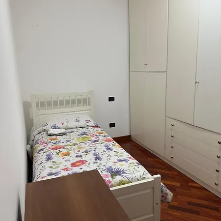 Mo&vi - Adiacente Formula 1 Monza Quarto em Acomodações Particulares *